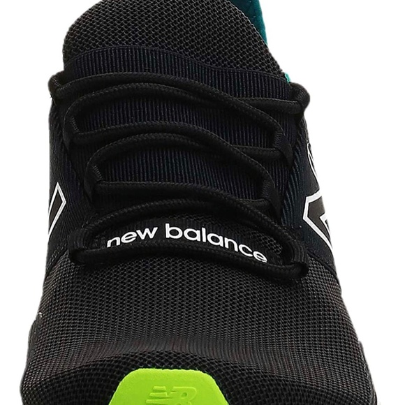 New Balance Men’s Fresh Foam V1 Sneaker, Size 11 - Picture 2 of 6